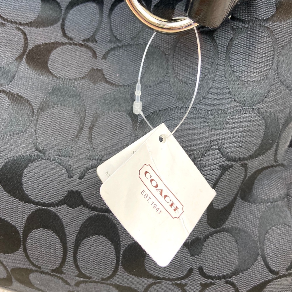 🆕 Coach Signature Collection bag - Picture 7 of 16